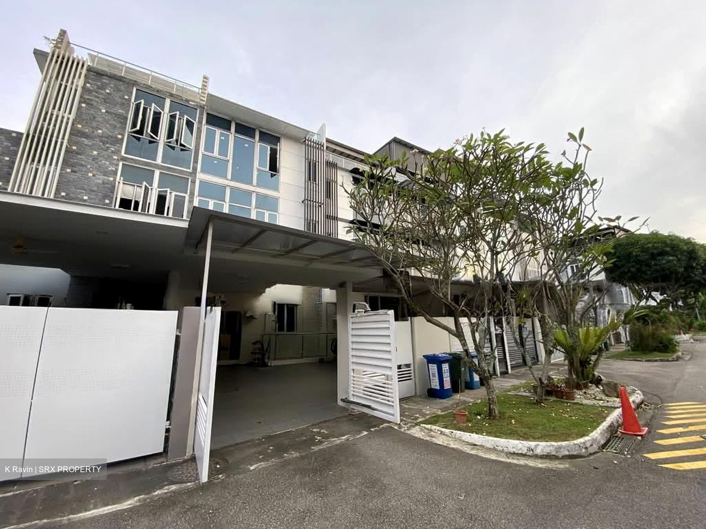 The Shoreline Residences Ii (D27), Terrace #598706871